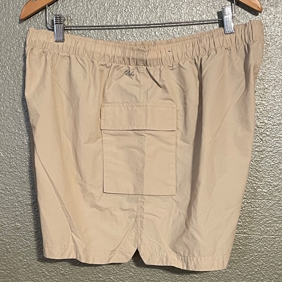 DSG Men's Beige Cargo Shorts - Picture 2 of 5